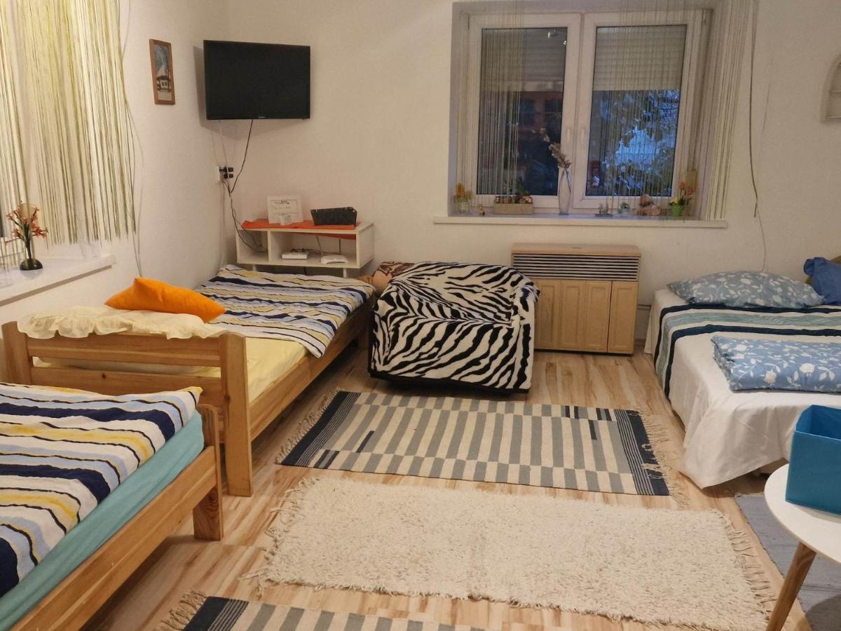 Kerekparos Es Zarandok Vendeghaz Villa Apostag Exterior photo