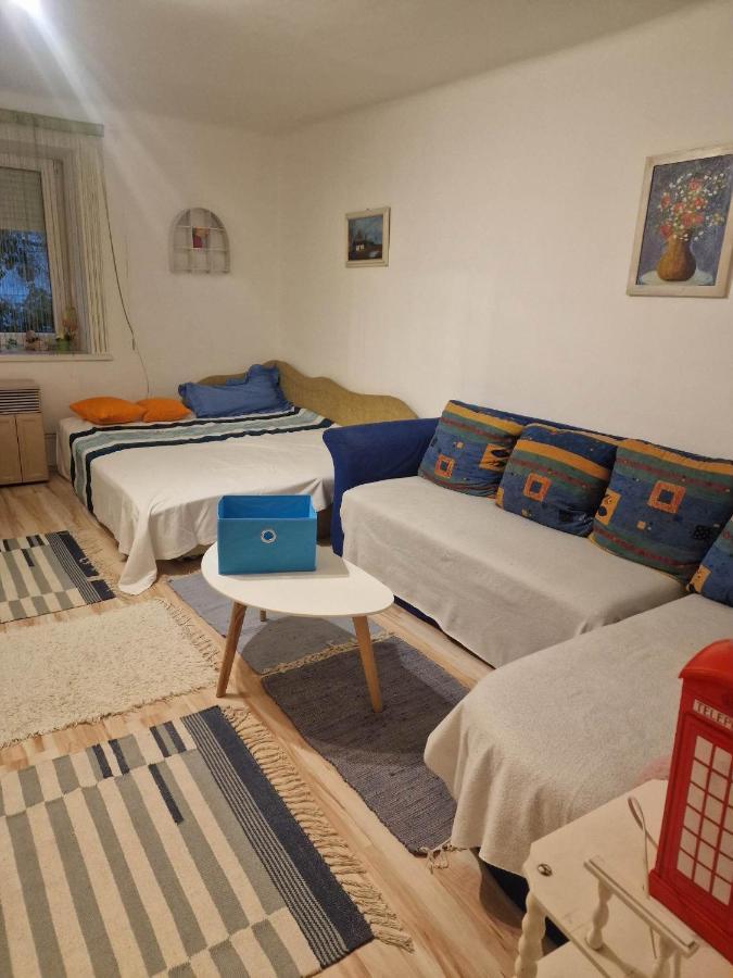 Kerekparos Es Zarandok Vendeghaz Villa Apostag Exterior photo